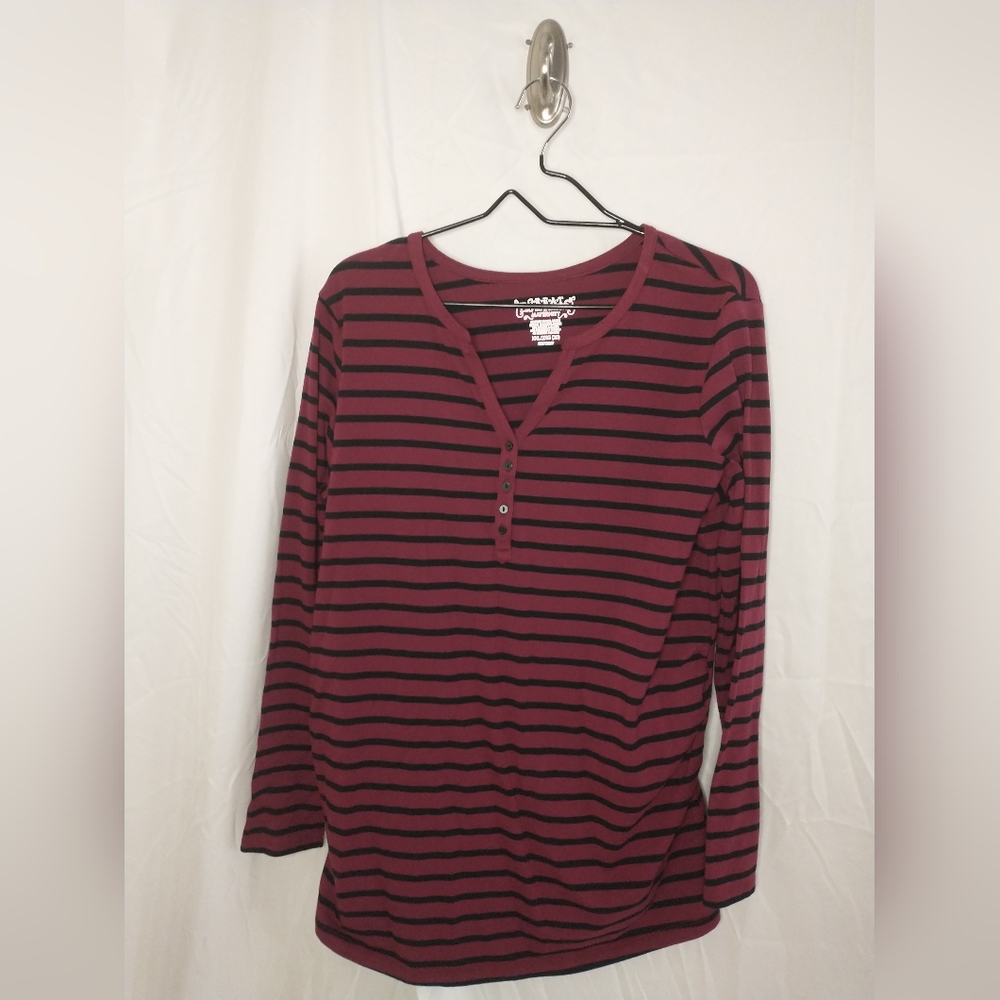 Maternity Striped Top Size XXL 2X